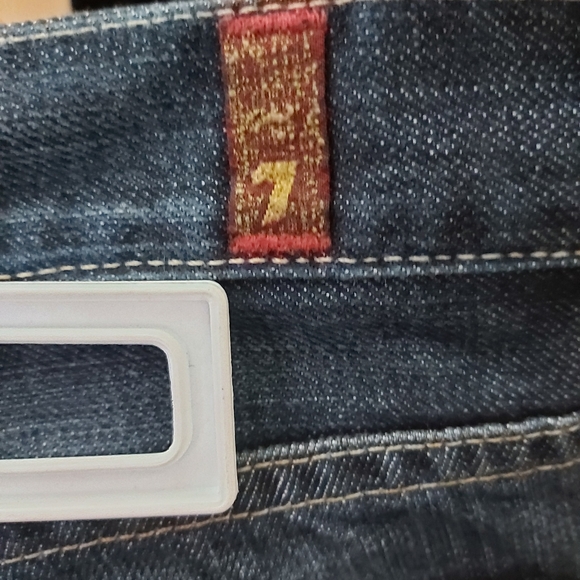 Jean's - Picture 9 of 10